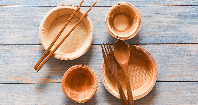 Teller aus Palmblatt